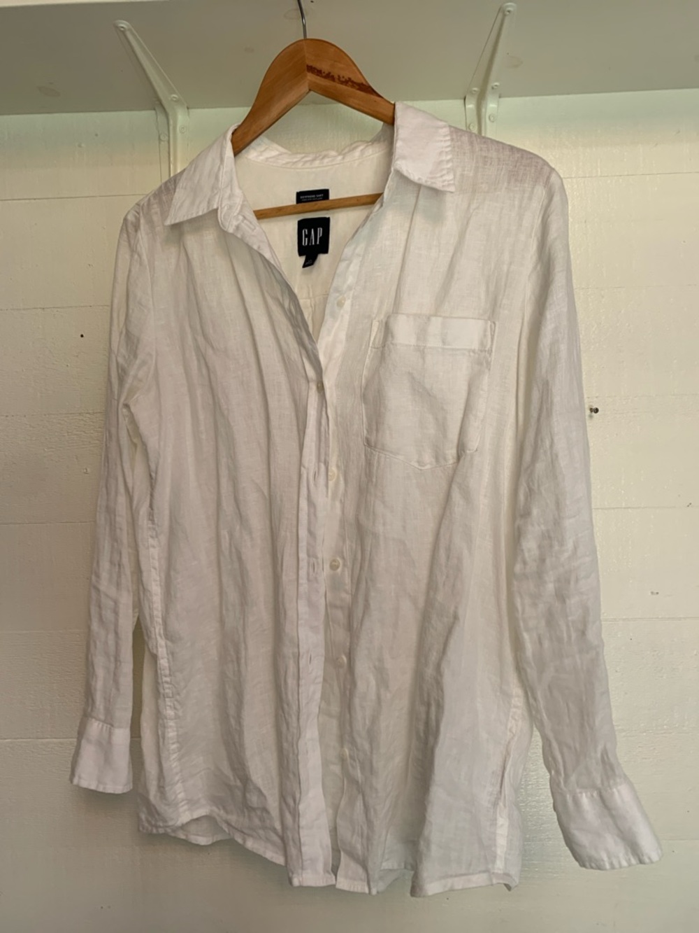 GAP White Linen Button-Down Shirt